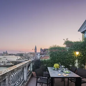 Attic Boutique San Marco R&r Venice