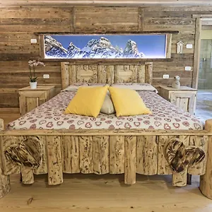 Alle Baite Alloggio per agriturismo Branzi